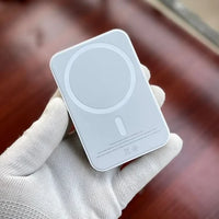 Magnetic 10000mAh Wireless Power Bank